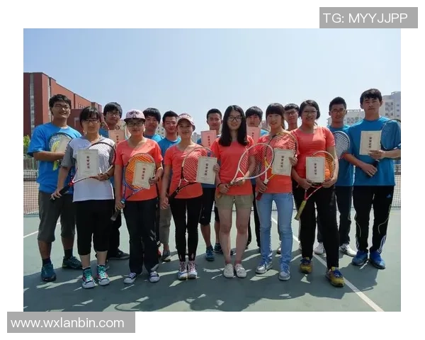 南京网球队与西安网球队赛后复盘与比赛经验分享分析