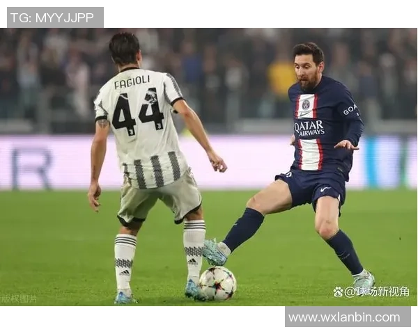 外国足球明星意外走光瞬间曝光引发热议网友纷纷热议其时尚与尴尬并存